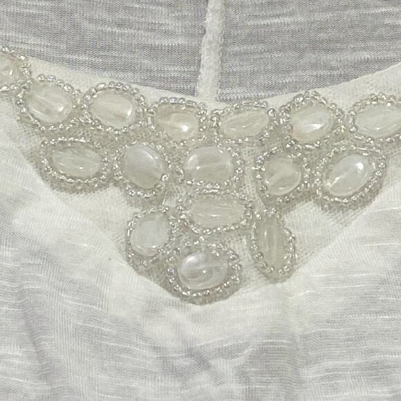 Mel & Mo Stretchy Semi Sheer White Top with Beaded Opalescent Neckline 2X - Picture 4 of 10